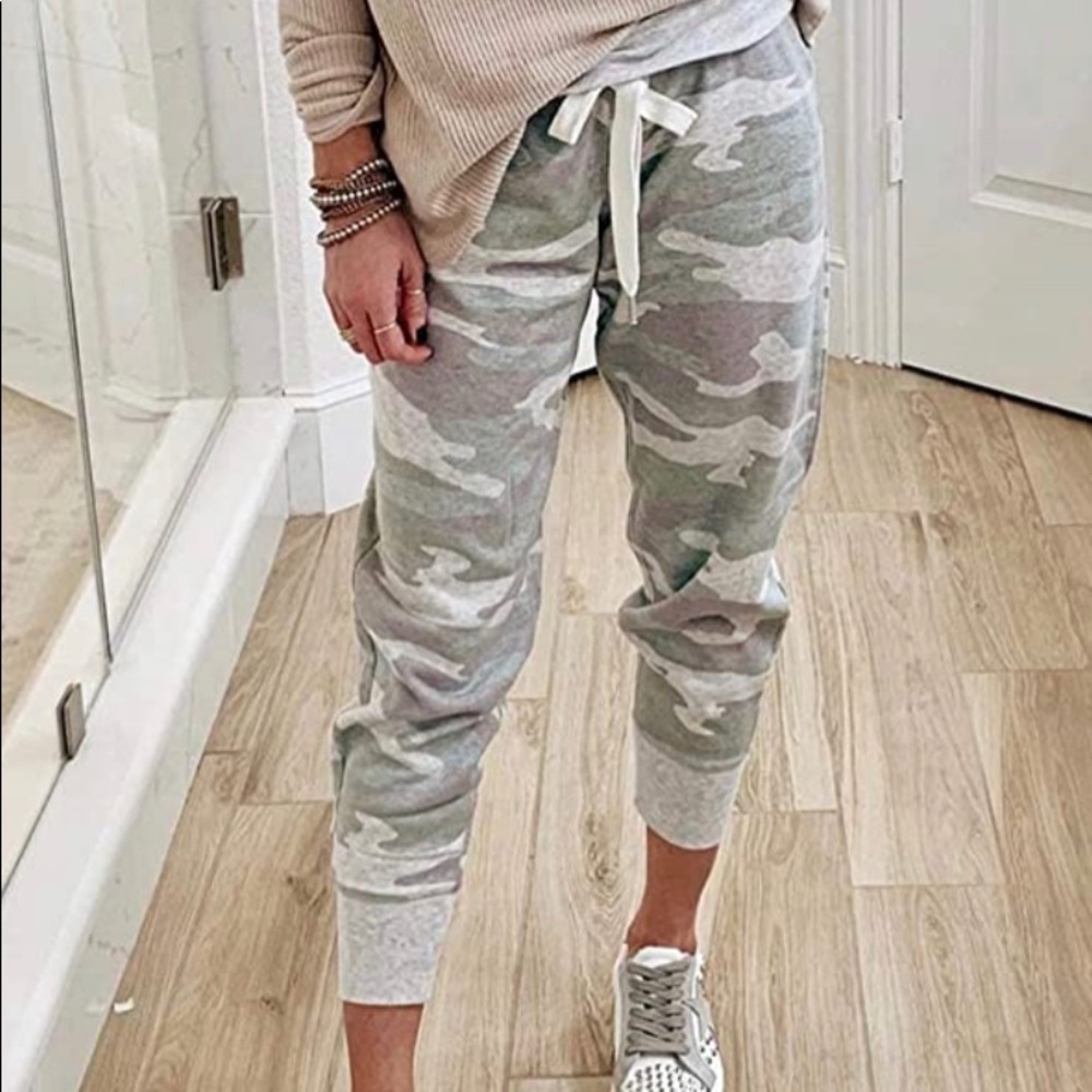 Fleece Camo Joggers